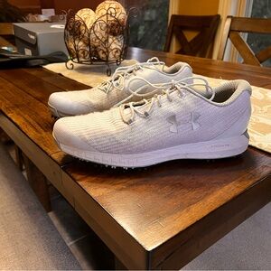 Under Armour Golf Shoes - 10.5